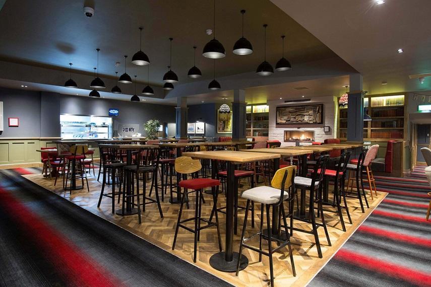 Jolly'S Hotel Wetherspoon Dundee Extérieur photo
